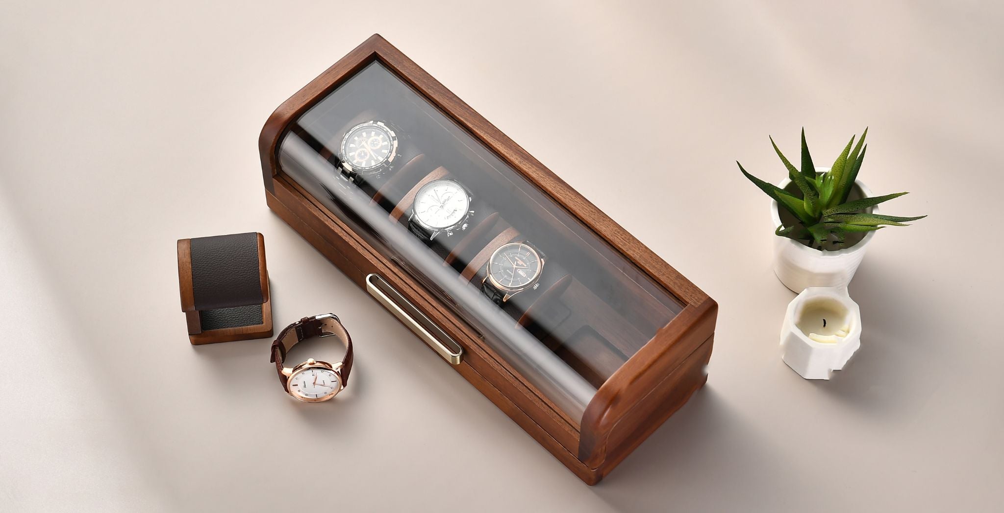 The Perfect Watch Box for Women Who Love Elegance